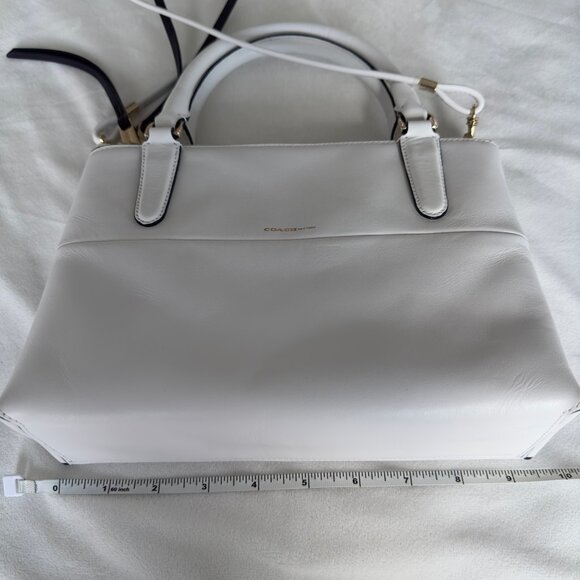 Coach Mini Borough Bag in White with Matching Mini Keychain Bag Charm - Picture 4 of 10